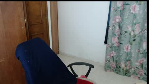 victoria online show from April 19, 11:53 am