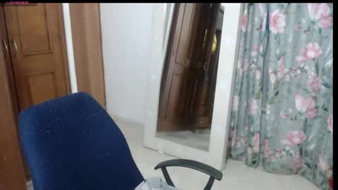 Snapshot of victoria_milf06 chatting on May 22, 3:57 am victoria online show from May 22, 3:57 am