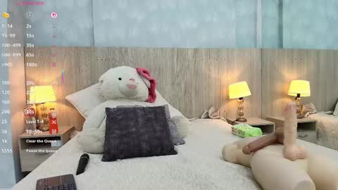 Snapshot of victoria_pachon chatting on May 15, 7:32 pm victoria_pachon online show from May 15, 7:32 pm
