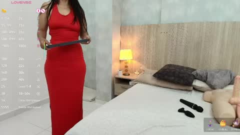 Snapshot of victoria_pachon chatting on June 3, 7:08 pm victoria_pachon online show from June 3, 7:08 pm