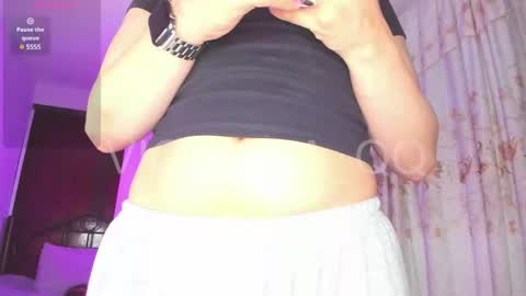 Snapshot of victoria_qq chatting on January 30, 1:22 am D A N I online show from January 30, 1:22 am