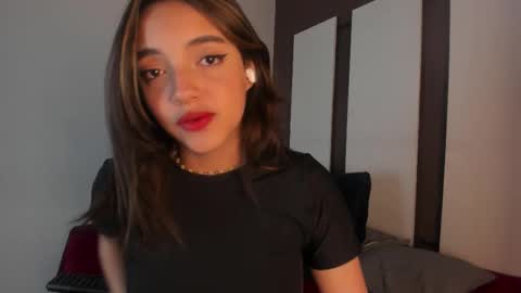 victoriaa2_doll online show from February 11, 12:21 pm