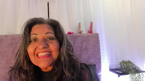 victoriaa_anderson_ online show from April 8, 2:50 pm