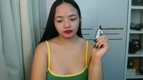 Victoria Harper online show from March 20, 3:39 pm