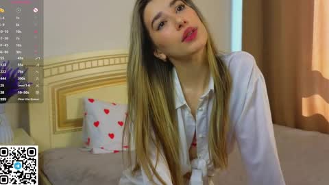 victoriahouston online show from April 17, 6:49 am