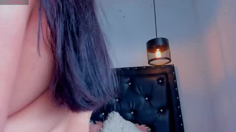 Victoria  online show from April 18, 1:37 pm