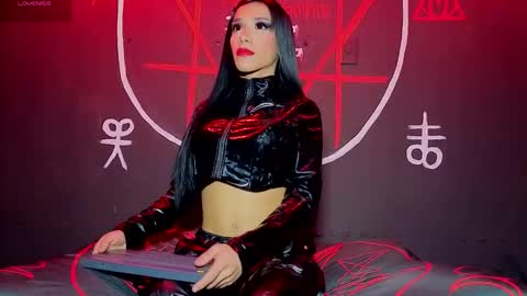 Snapshot of victoriavampire666 chatting on September 16, 3:29 am Victoria Vampire online show from September 16, 3:29 am