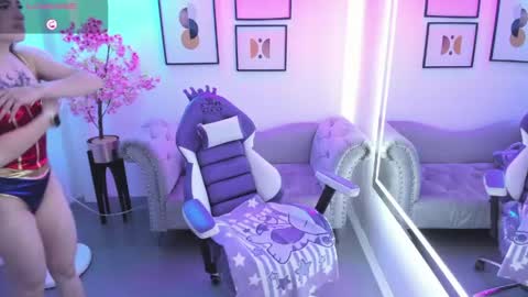Snapshot of victoriia_doll chatting on May 5, 12:24 pm Victoria. online show from May 5, 12:24 pm