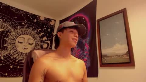 Snapshot of victorino_jhonson chatting on May 20, 6:03 pm Victorino Jhonson online show from May 20, 6:03 pm