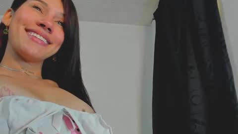 Snapshot of victorya_sweet3 chatting on February 7, 3:45 am Victoria online show from February 7, 3:45 am