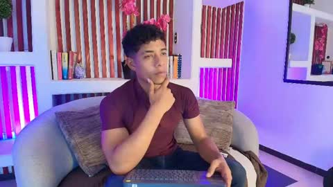 Victory online show from April 18, 7:29 pm