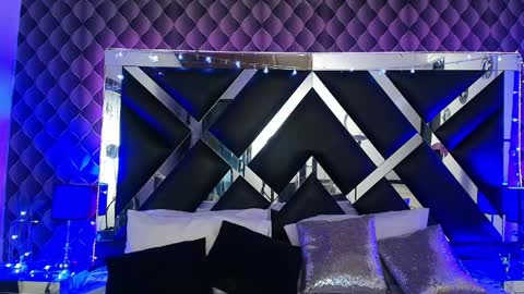 victtoria lee online show from April 4, 7:11 pm