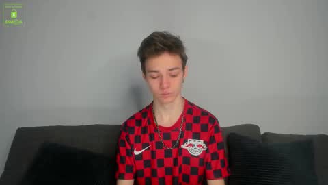 Snapshot of viego_pattel chatting on October 12, 11:20 am Viego Pattel online show from October 12, 11:20 am