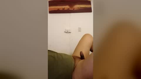 Snapshot of viejocaliente chatting on July 16, 11:33 pm viejocaliente online show from July 16, 11:33 pm