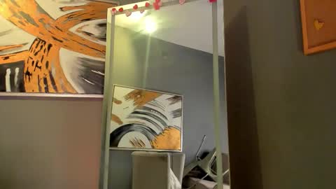 Snapshot of vienah_louis chatting on March 3, 3:23 am vienah_louis online show from March 3, 3:23 am