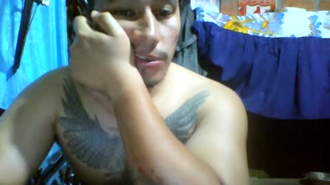 Snapshot of viernes1010 chatting on June 22, 1:52 pm viernes1010 online show from June 22, 1:52 pm