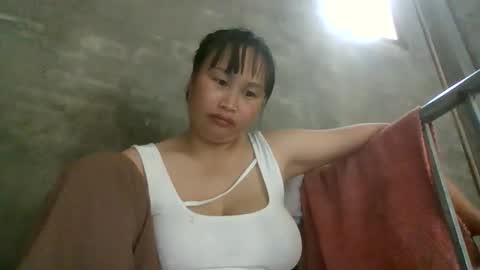 Snapshot of vietnam_sexxy chatting on June 10, 8:24 am vietnam_sexxy online show from June 10, 8:24 am