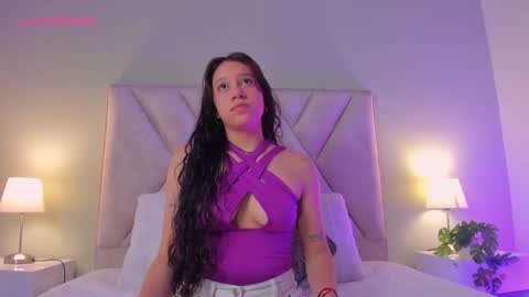 VIOLET MOON online show from March 3, 7:20 pm