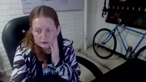 Snapshot of viioletamora chatting on December 4, 10:19 pm Violeta online show from December 4, 10:19 pm