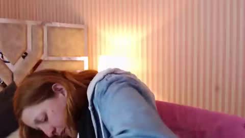Snapshot of viioletamora chatting on December 29, 12:52 am Violeta online show from December 29, 12:52 am