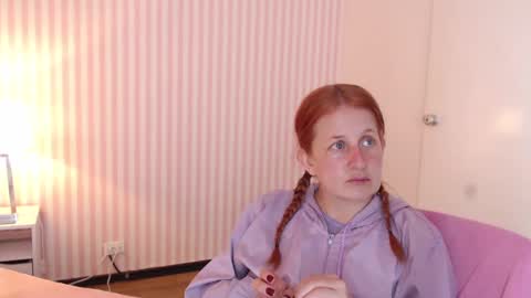 Snapshot of viioletamora chatting on January 9, 8:22 pm Violeta online show from January 9, 8:22 pm