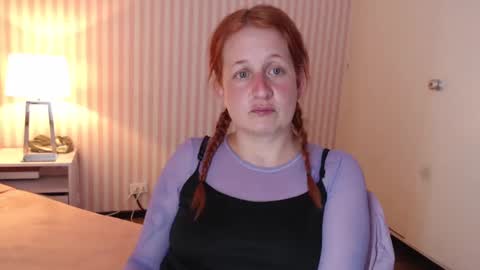Snapshot of viioletamora chatting on January 10, 2:25 am Violeta online show from January 10, 2:25 am