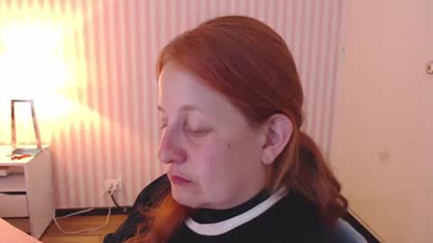 Snapshot of viioletamora chatting on January 14, 2:19 am Violeta online show from January 14, 2:19 am