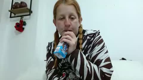 Snapshot of viioletamora chatting on January 27, 5:58 am Violeta online show from January 27, 5:58 am