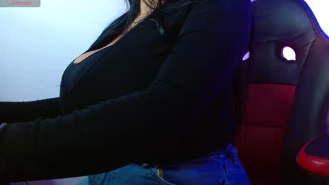 viioleta online show from February 18, 12:23 pm