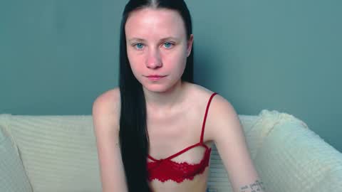 Viki Kelt online show from December 4, 11:57 pm