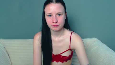 Viki Kelt online show from December 12, 11:47 pm