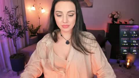 Snapshot of vikibellson chatting on May 15, 7:54 pm Viki Bellson online show from May 15, 7:54 pm