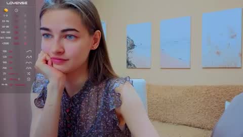 vikiberry online show from September 16, 6:47 am