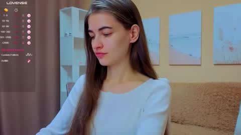 vikiberry online show from September 26, 3:32 am