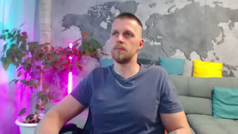 Snapshot of vikingchrisss chatting on June 16, 11:13 am vikingchrisss online show from June 16, 11:13 am