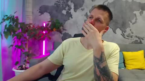 Snapshot of vikingchrisss chatting on July 9, 11:03 am vikingchrisss online show from July 9, 11:03 am
