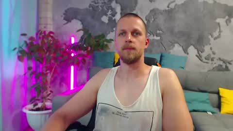 Snapshot of vikingchrisss chatting on August 1, 11:09 am vikingchrisss online show from August 1, 11:09 am