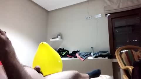 Snapshot of vikingo3333893888 chatting on October 18, 4:41 pm Vikingo online show from October 18, 4:41 pm