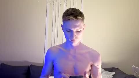 Snapshot of viksons chatting on June 11, 7:34 pm Max online show from June 11, 7:34 pm