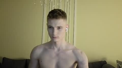 Snapshot of viksons chatting on July 19, 5:49 pm Max online show from July 19, 5:49 pm