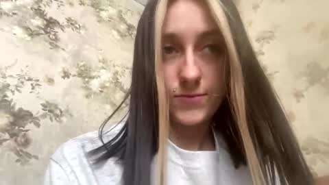 Sweett online show from April 14, 9:48 am