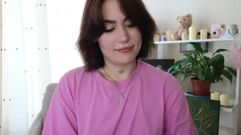 Snapshot of viktoriamoore chatting on May 5, 1:52 pm viktoriamoore online show from May 5, 1:52 pm