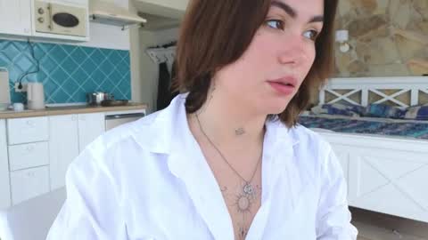 Snapshot of viktoriamoore chatting on June 5, 8:20 am viktoriamoore online show from June 5, 8:20 am
