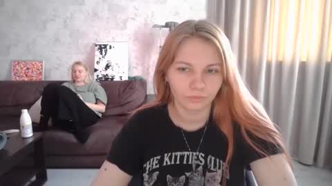 Snapshot of viktorlonsky chatting on December 10, 5:39 am viktorlonsky online show from December 10, 5:39 am