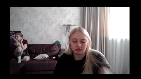 Snapshot of viktorlonsky chatting on January 29, 7:36 am viktorlonsky online show from January 29, 7:36 am