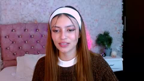 viky_evanss online show from March 12, 7:31 pm