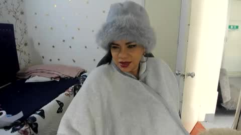 VIKY ADAMS online show from June 6, 1:16 pm