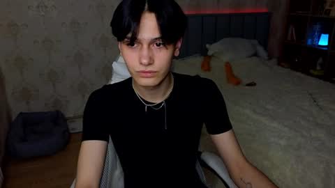 Snapshot of vilgelm_wow chatting on June 14, 7:38 pm Vilgelm online show from June 14, 7:38 pm