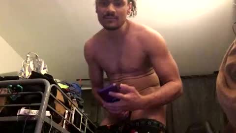 Snapshot of villagecityboy chatting on November 1, 6:48 am villagecityboy online show from November 1, 6:48 am