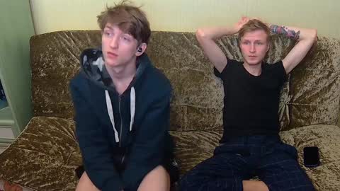 Snapshot of vince__dice chatting on December 1, 8:42 pm Dimoooooon online show from December 1, 8:42 pm